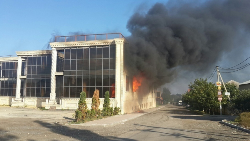 Пожар в новом здании произошел в Ставрополе