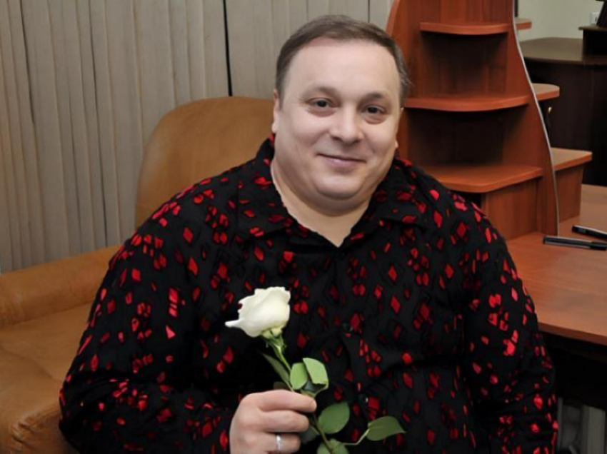 Подозреваемый в мошенничестве ставропольский продюсер Разин заочно арестован