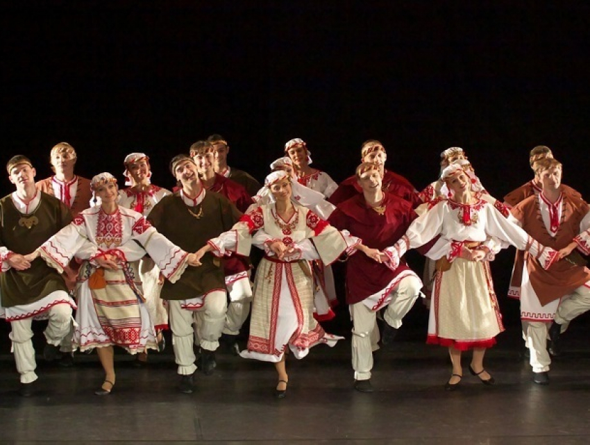 Костюмы почти за семь миллионов рублей не дали купить казачьему ансамблю «Ставрополье»  