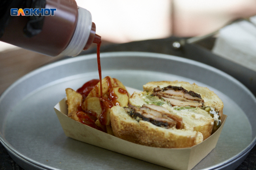 Ставропольцы проели почти 35 миллиардов рублей в кафе и ресторанах 