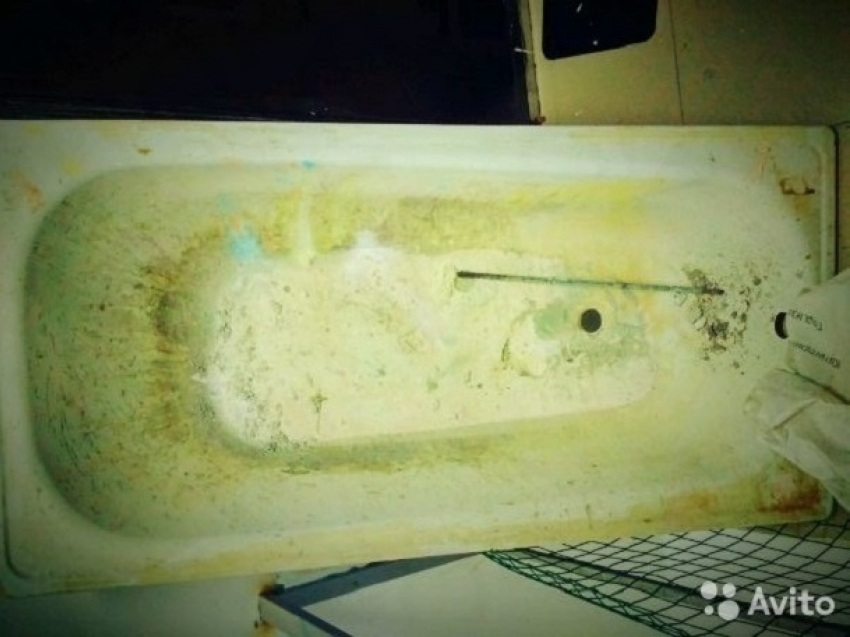 Омерзительно грязную «арт"-ванну почти за два миллиона рублей продает находчивый житель Ставрополя