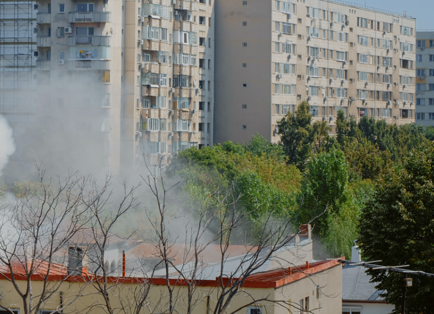 Похожие на взрывы услышали жители Ставрополя вечером 11 апреля 