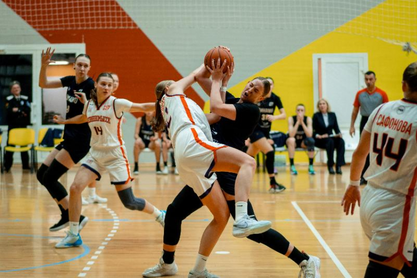 «Удача была на нашей стороне»: баскетболистки «Невинномысска» остановили вологодских «пчелок»