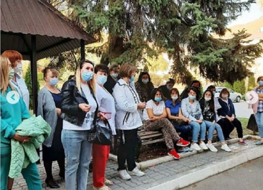 Пятигорчане восстали против перепрофилирования городского роддома под CoVID-госпиталь