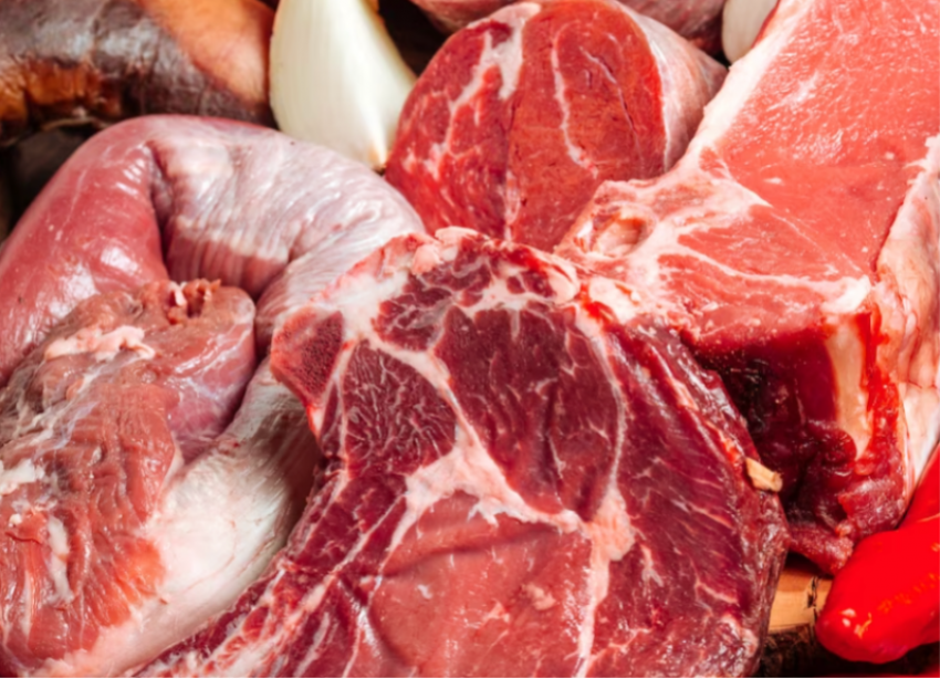 Производитель незаконно продлил срок годности 40 килограммам мясных продуктов на Ставрополье 