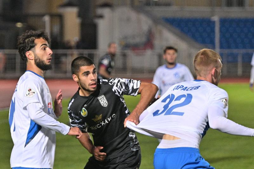 «Сухой» день: подводим итоги 2 тура 2 раунда первенства России во 2 футбольной лиге