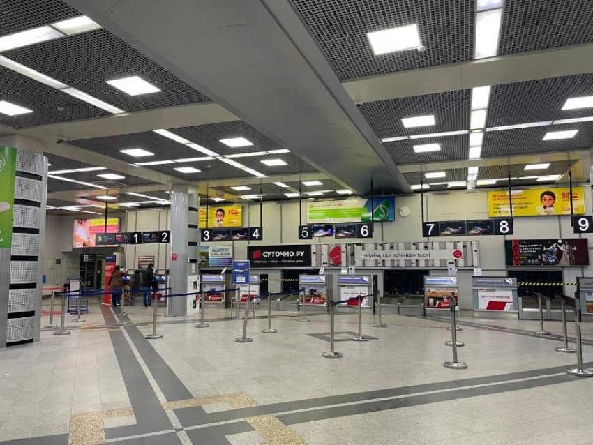 Воздушная ситуация в аэропортах Минвод и Ставрополя: 10 рейсов задерживаются и 2 отменены