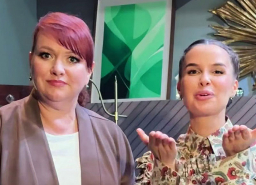 «Перестань нас путать, Прохор»: Ольга Картункова и Татьяна Куртукова записали видео для Шаляпина