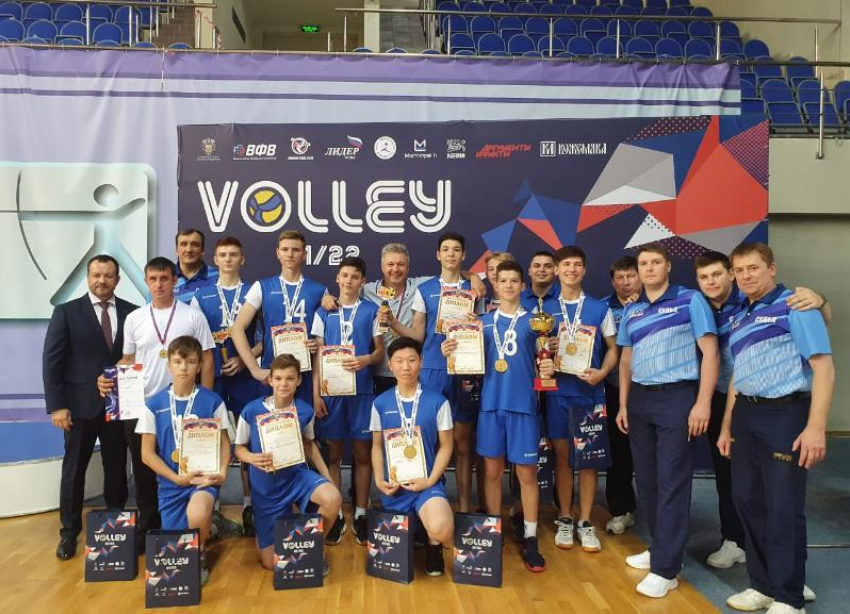 Волейболисты из Красногвардейского выиграли всероссийские соревнования в Раменском