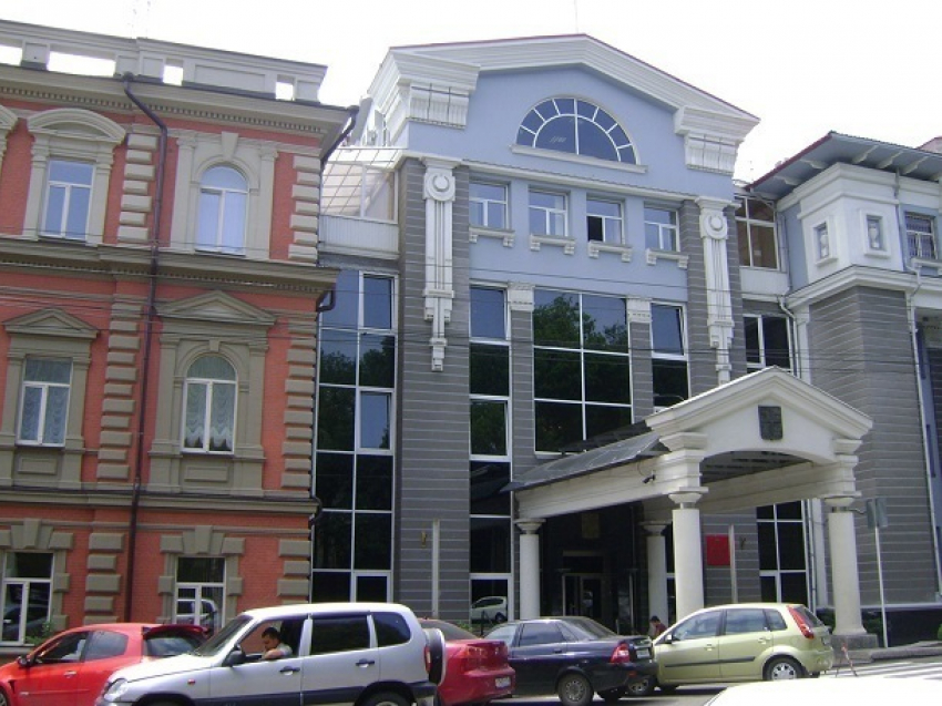 Дефицит бюджета и долги вынудили администрацию Ставрополя занять деньги у банка