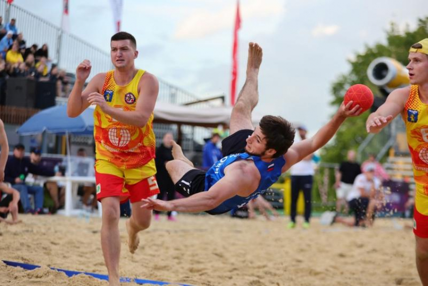 Молодежь ставропольского «Виктора» осталась в Москве без медалей «пляжного» чемпионата
