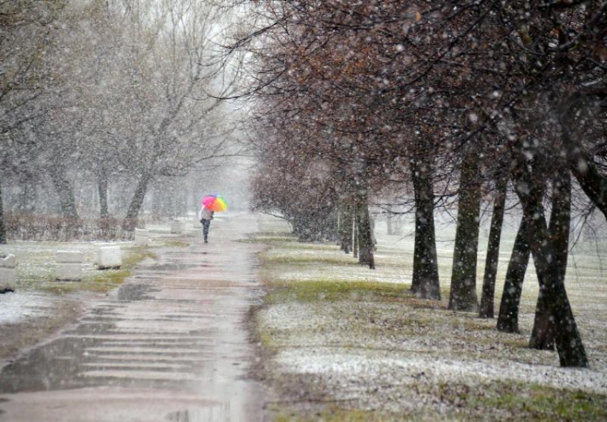 Как снег среди ясного неба: зимняя погода в апреле удивила ставропольчан
