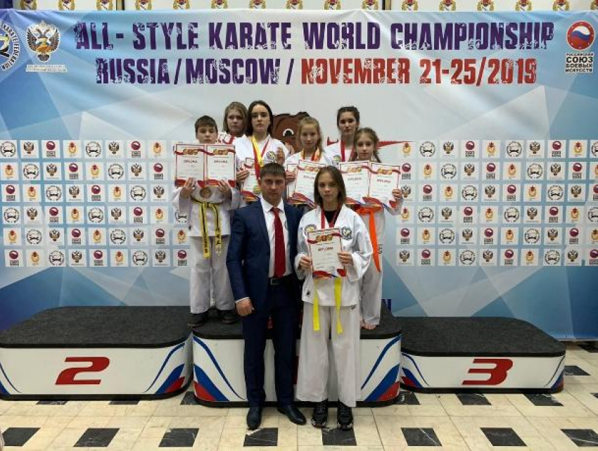 Каратисты из Железноводска привезли 14 наград с чемпионата мира