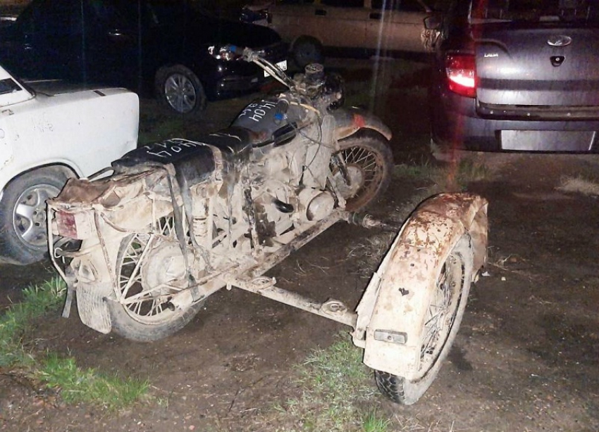 Поездка на мотоцикле закончилась гибелью одного ставропольского подростка и тяжелым ранением второго
