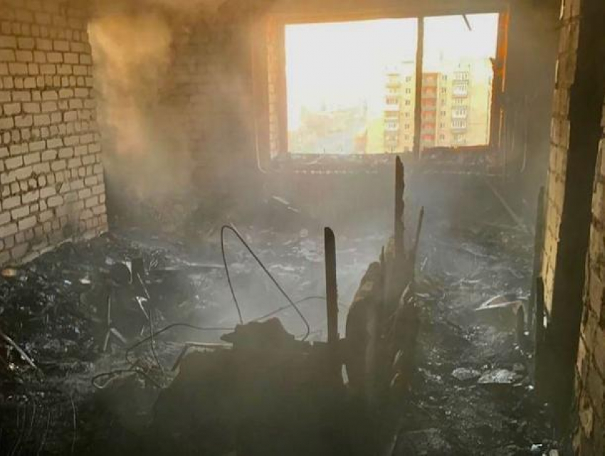 В Ставрополе оказывают помощь жильцам квартир пострадавшим в пожаре на Доваторцев