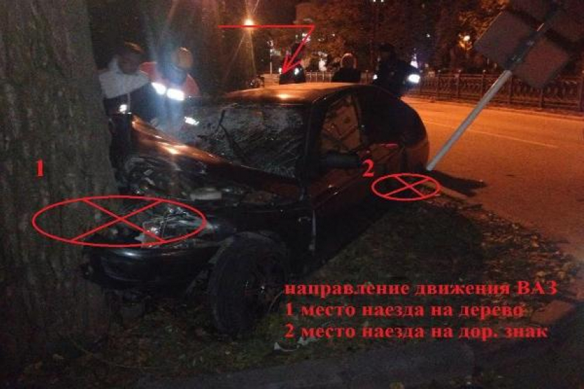 Пьяная студентка без прав на чужом авто отправила пассажирку в кому, врезавшись в дерево в центре Ставрополя