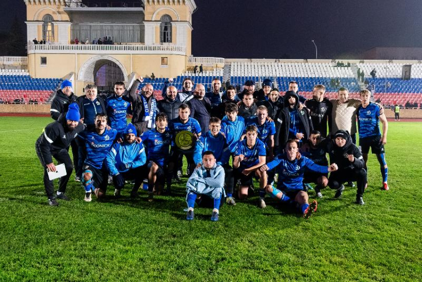 «Удалось остаться наверху, мы довольны»: футболисты ставропольского «Динамо» вышли в «серебро»