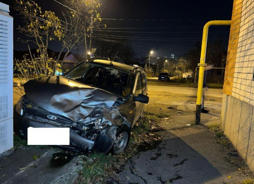 Трое оказались в больнице из-за аварии в Ставрополе