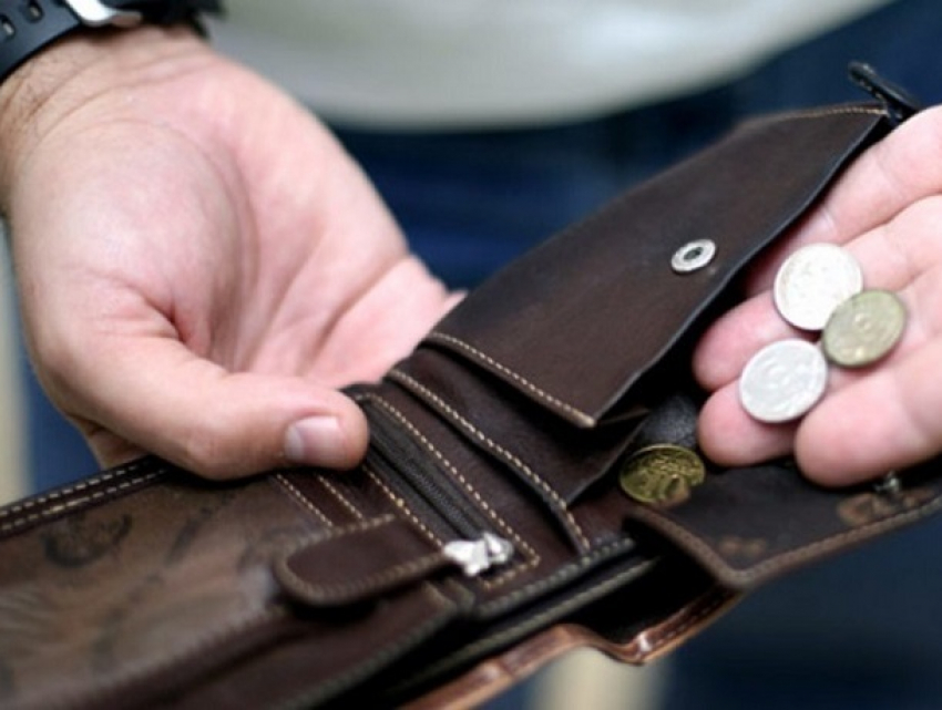 Директор прачечной не выплатил сторожу 37 тысяч рублей зарплаты на Ставрополье