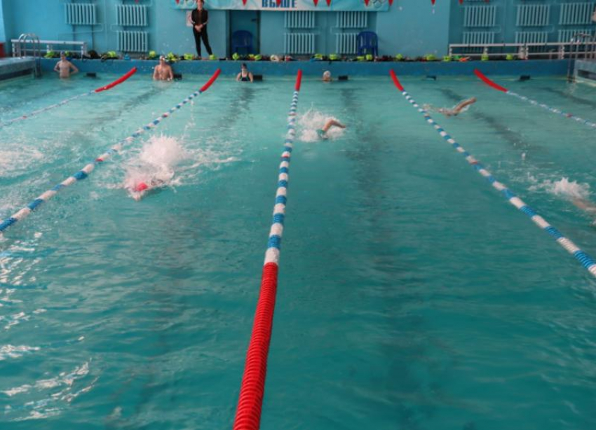 Первая — «Кубань», за ней — «Цунами»: в Кисловодске подвели итоги соревнований по плаванию 