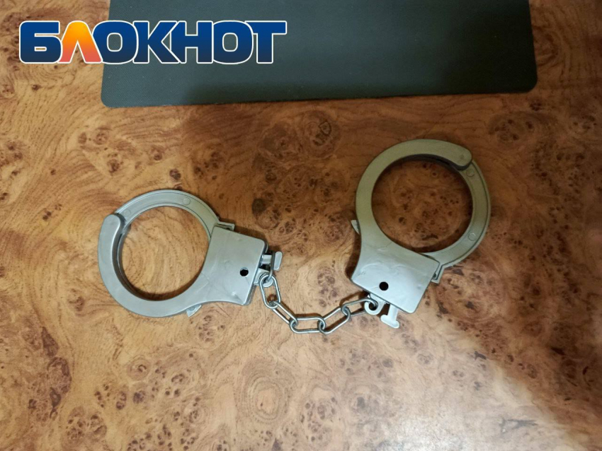 Более 600 мигрантов закрепил на Ставрополье и получил срок за это главарь преступного сообщества