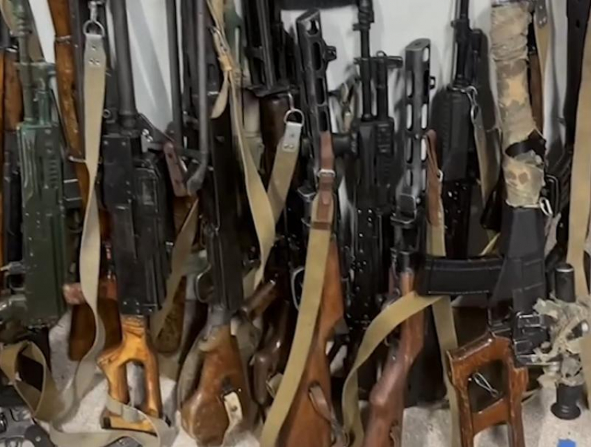 Массовые задержания подпольных оружейников провели силовики на Ставрополье и в 36 регионах страны