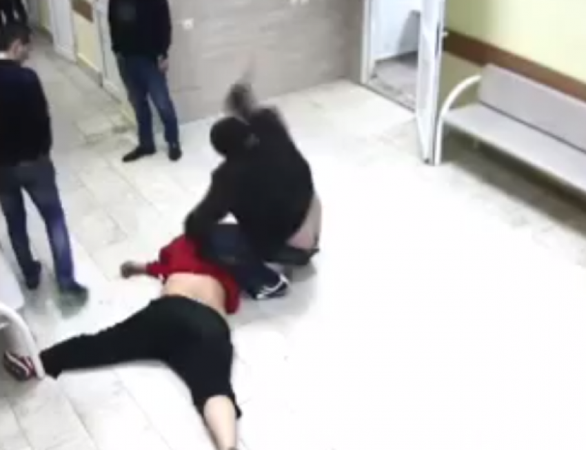 В МинВодах завели 50 уголовных дел после драки в больнице