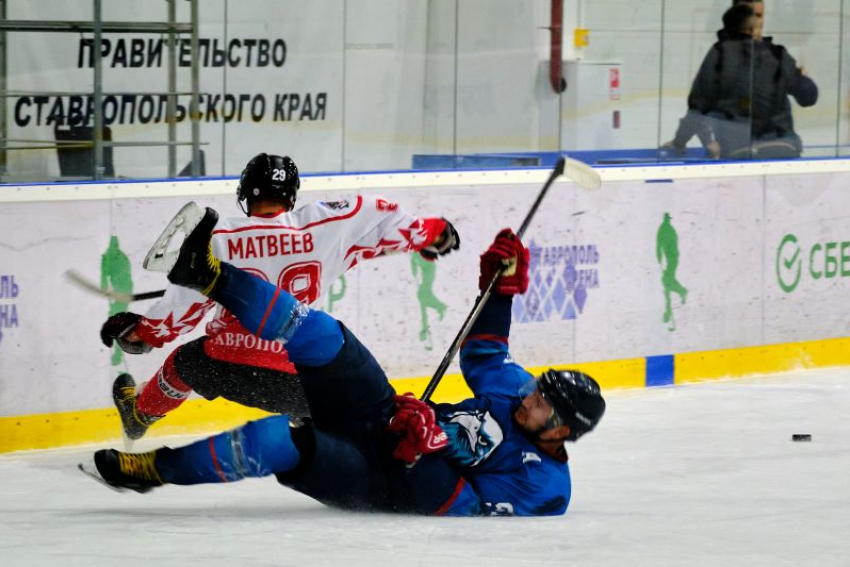 Раз покер, два покер: в ставропольской Ночной хоккейной лиге — парад бомбардирских достижений