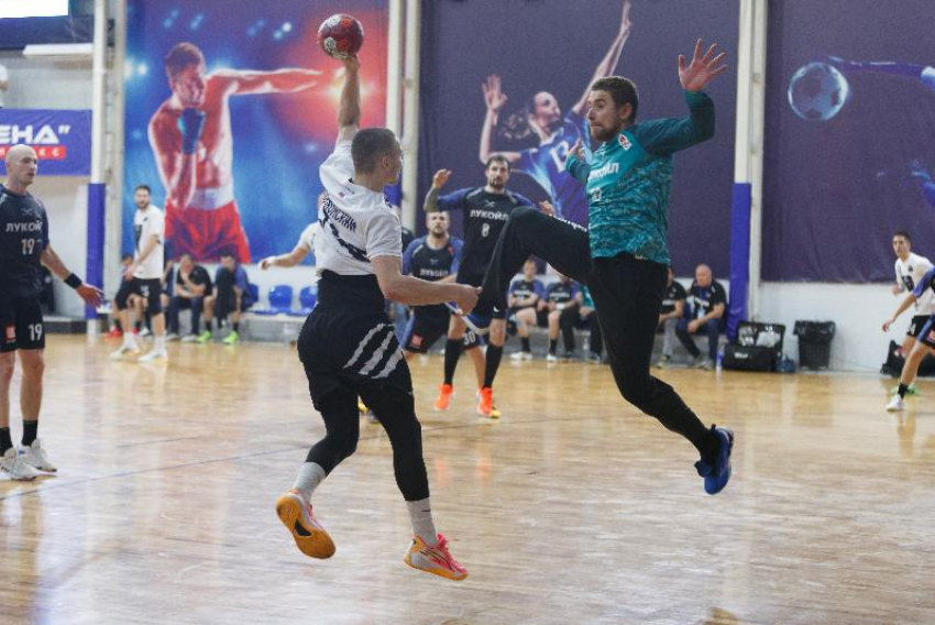 Сотня Стаса «Космоса»: вратарь ставропольского «Виктора» преодолел рубеж в сто спасений