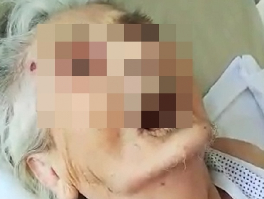 "Молите бога, чтобы забрал вашу бабушку": кричащей от боли женщине отказались ставить диагноз в одной из больниц на Ставрополье