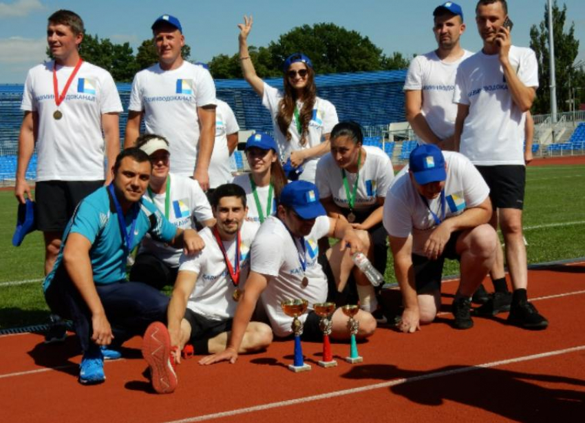 На летней спартакиаде Ставрополькрайводоканала все дружно болели за результаты любой из команд ГУПа