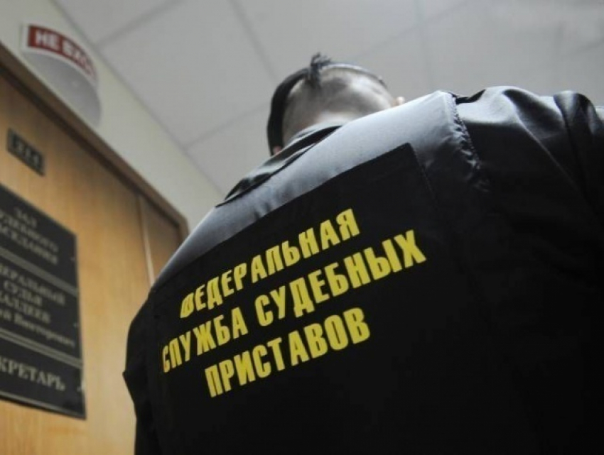 На Ставрополье судебные приставы вернули ребенка матери