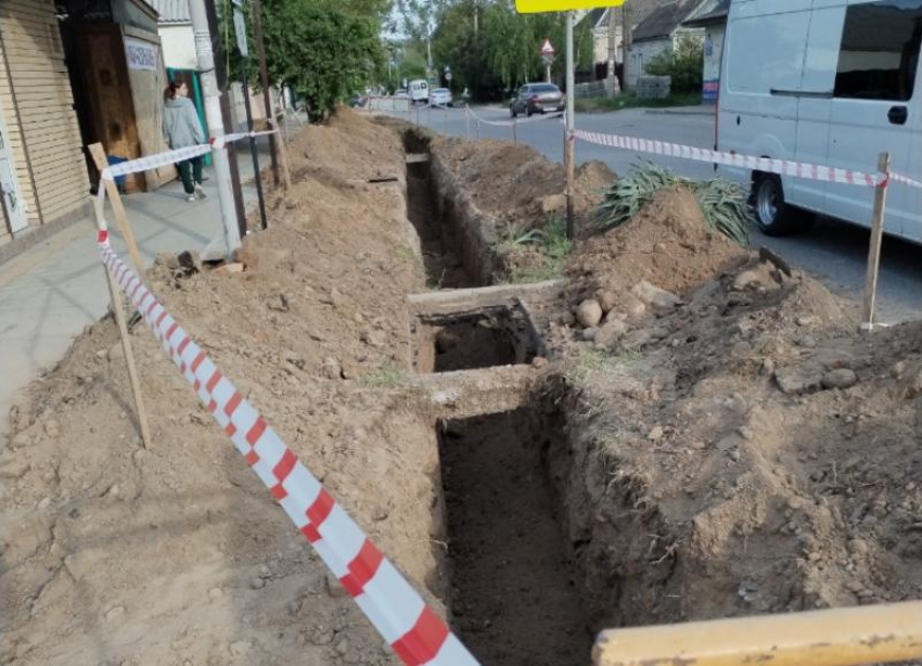В Буденновске обновляют сети водоснабжения перед благоустройством улиц