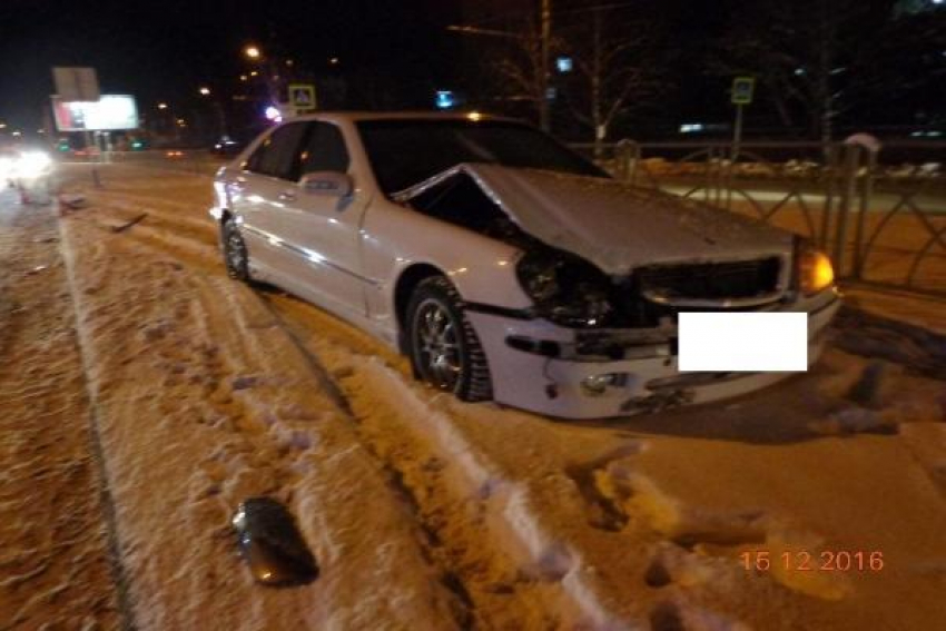 Пешеход пострадал в Ставрополе при столкновении двух иномарок