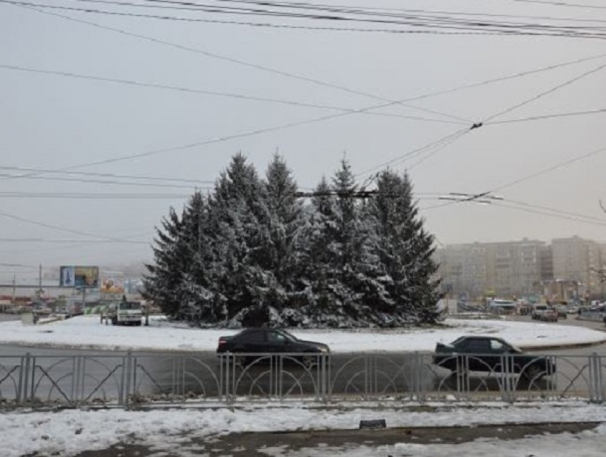 На работу светофора на Пирогова пожаловались жители Ставрополя 