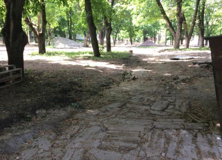 В Ставрополе сохранят старую брусчатку в сквере декабристов
