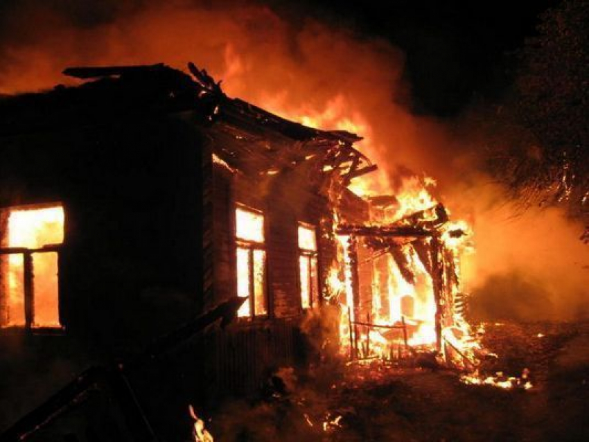 На Ставрополье при пожаре погиб мужчина