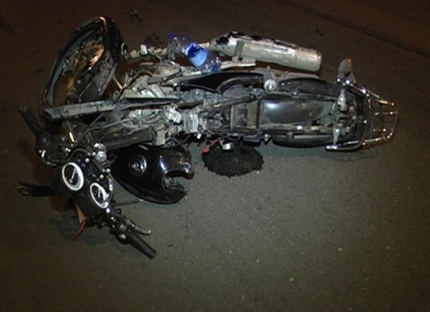 Полицейский насмерть сбил мотоциклиста на Ставрополье