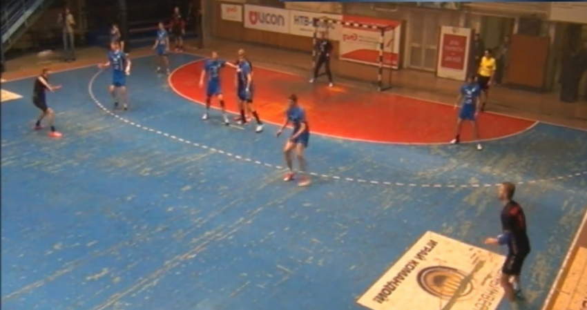 «Динамо-Виктор» проиграл в Челябинске