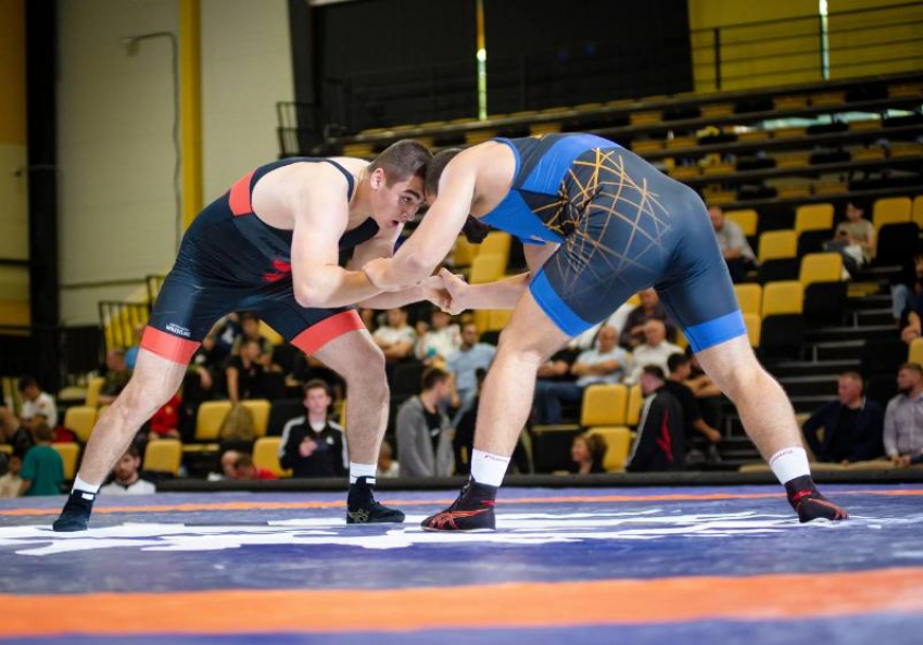 Из Брянска и Владикавказа — в Москву: ставропольские вольники получили путевки на чемпионат России