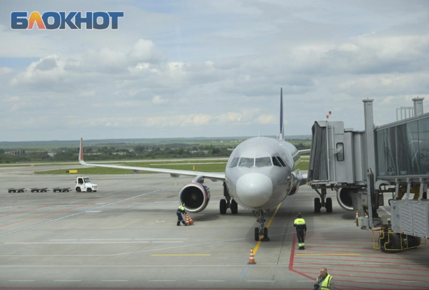 Самолет из Уфы в Египет экстренно сел в аэропорту Минеральных Вод