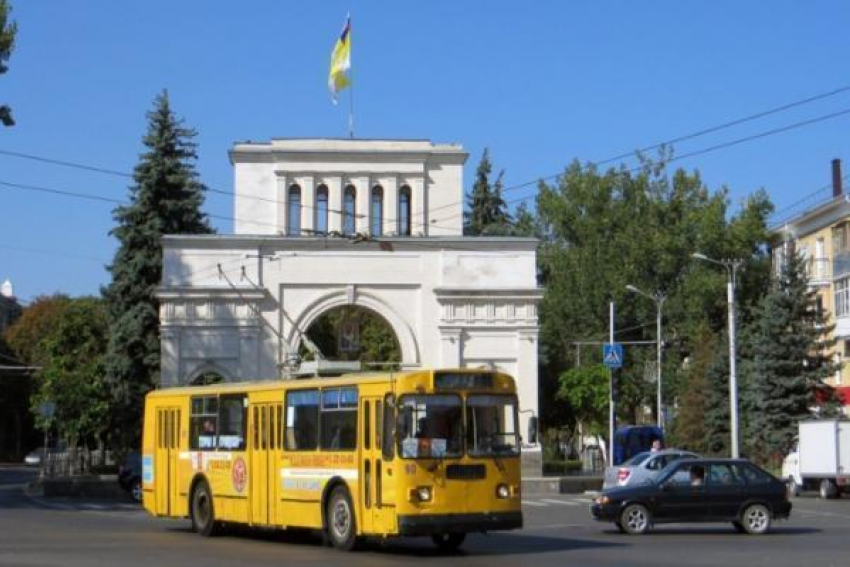 Троллейбусное предприятие Ставрополя погасило задолженность по зарплатам в размере более 5 млн рублей