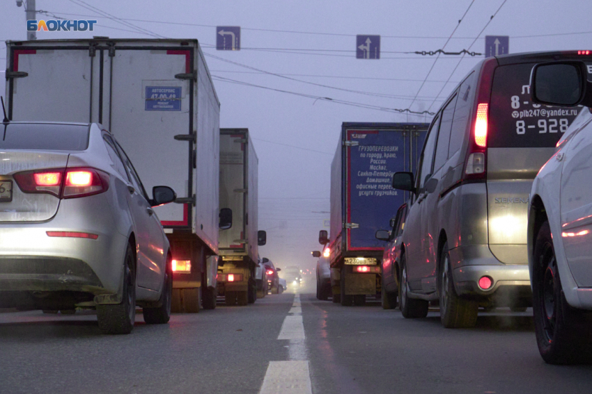 От 320 тысяч рублей обещают заработок в Ставрополе для таксистов