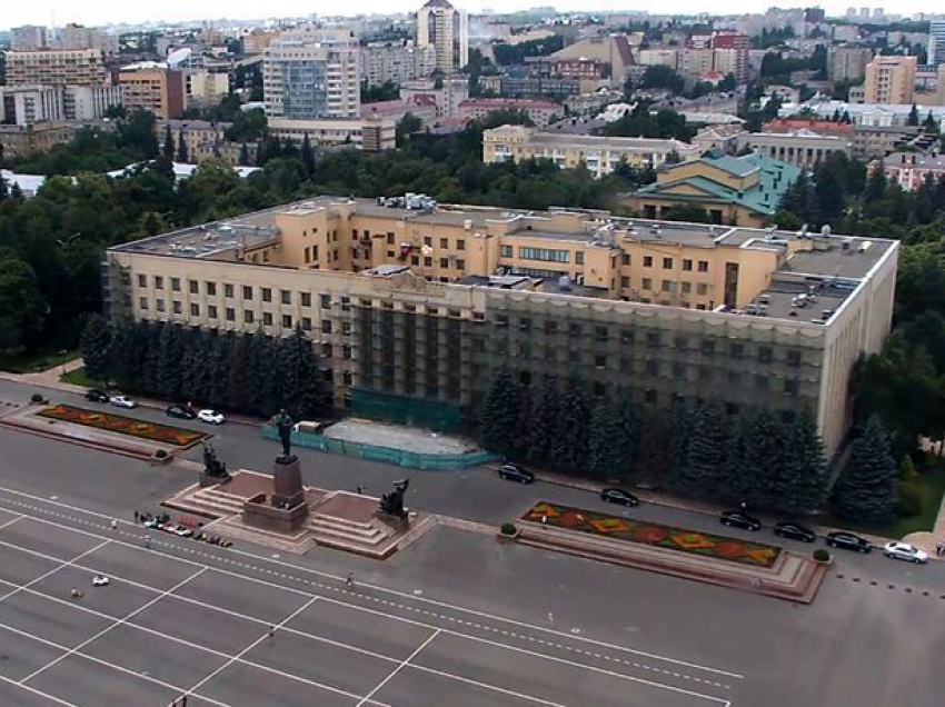 Фасад здания ставропольского правительства отремонтируют за 47 миллионов рублей
