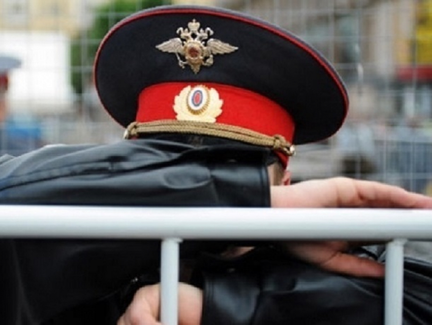 Неизвестный мужчина убил сотрудника ставропольского главка полиции и возил тело в багажнике машины убитого
