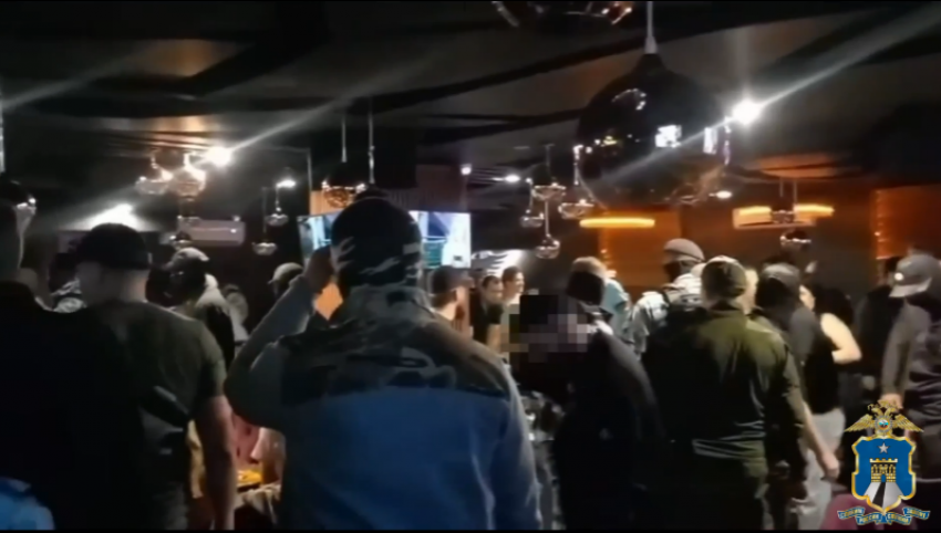 Рейды по барам и хостелам провели полицейские Невинномысска