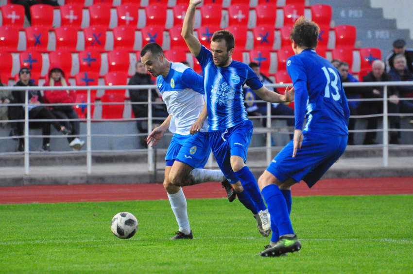 Футболисты ставропольского «Динамо» крупно уступили в Новороссийске «черным морякам»
