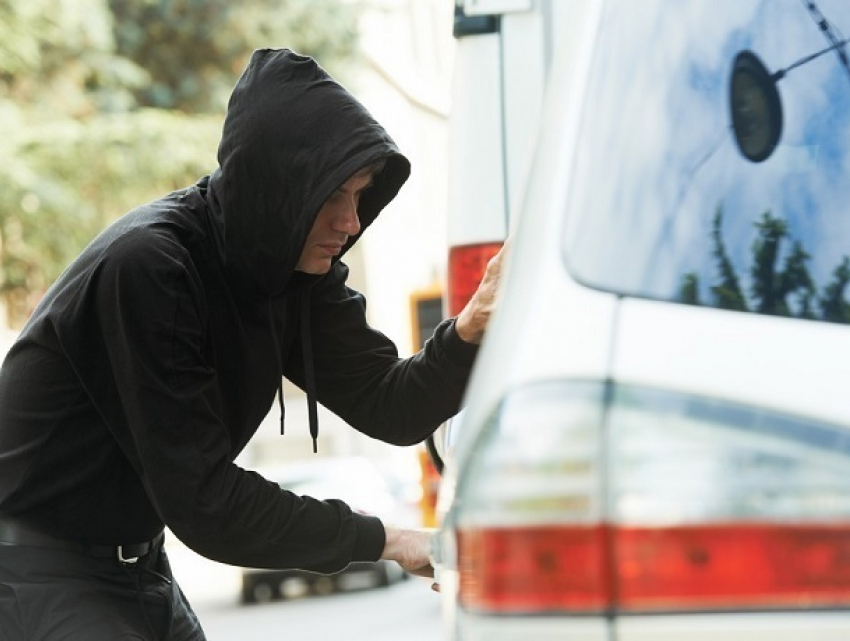 Выпивший мужчина устал идти пешком и угнал машину на Ставрополье