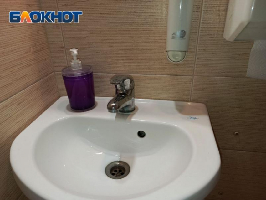 Без горячей воды и отопления сидят жильцы 35 многоквартирных домов в Кисловодске