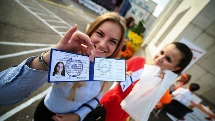 Выросло число ставропольских студентов, получающих пособие на проезд